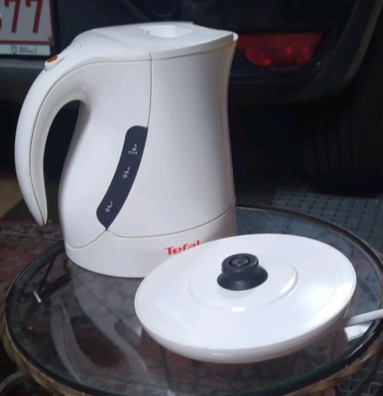 Bouilloire Tefal, très peu utilisée, parfait état, Enlèvement ou Envoi, Comme neuf
