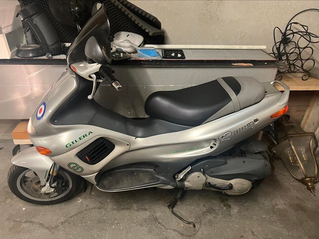Gilera runner 125cc 180cc 172cc malossi NL kenteken, Ophalen, Gebruikt
