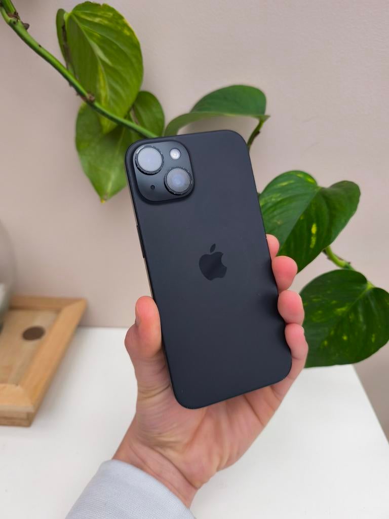iPhone 15 noir 128 Go 90 % batterie, Enlèvement ou Envoi
