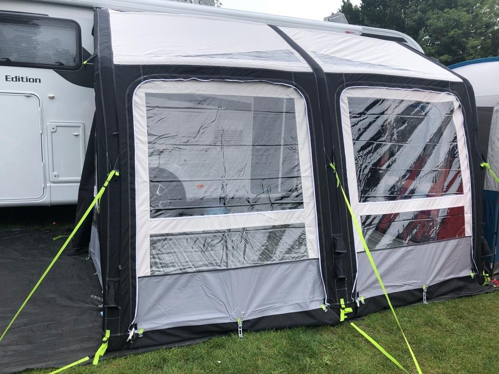 Opblaasbare tent Kampa Dometic Rally Air Pro 330 M, Caravans en Kamperen, Ophalen, Zo goed als nieuw, Dometic