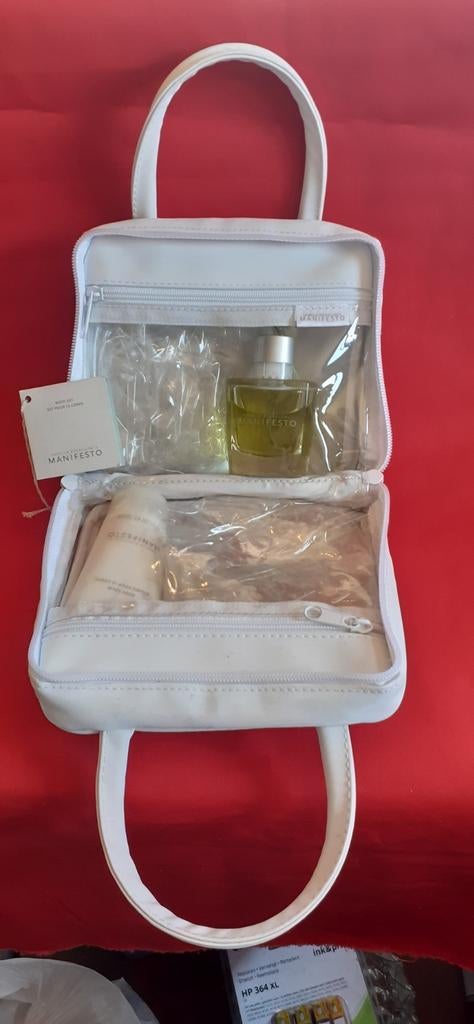 Trousse Eau de toilette+ baume isabella rossellini manifesto, Ophalen of Verzenden, Nieuw