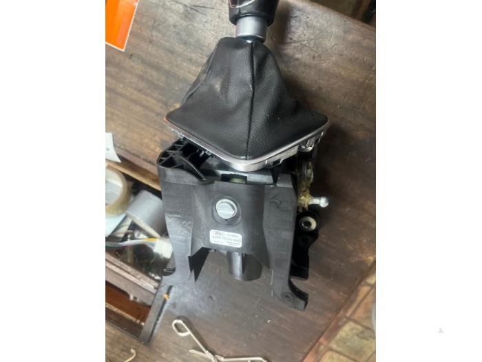 Timonerie de changement de vitesse d'un Ford C-Max, Enlèvement ou Envoi, 3 mois de garantie, Utilisé, Ford