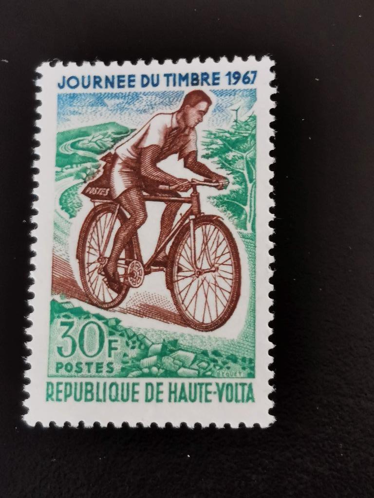 Haute-Volta 1967 - facteur à vélo - cycliste, Enlèvement ou Envoi, Autres pays, Affranchi