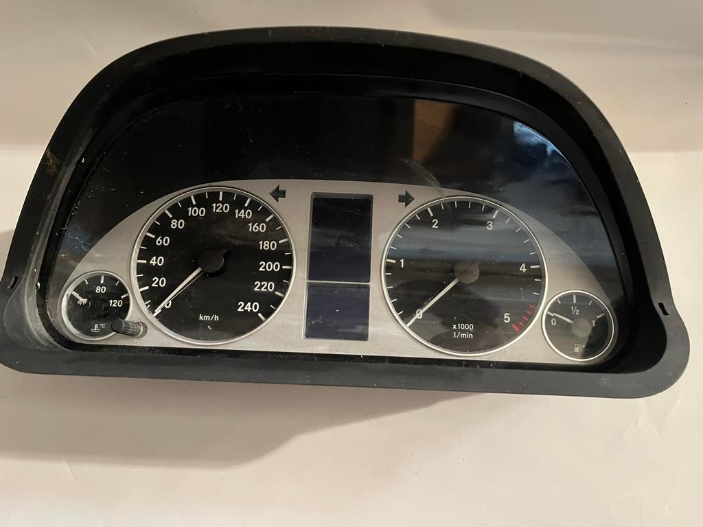 Mercedes B 180 cdi snelheidsmeter, Auto-onderdelen, Ophalen