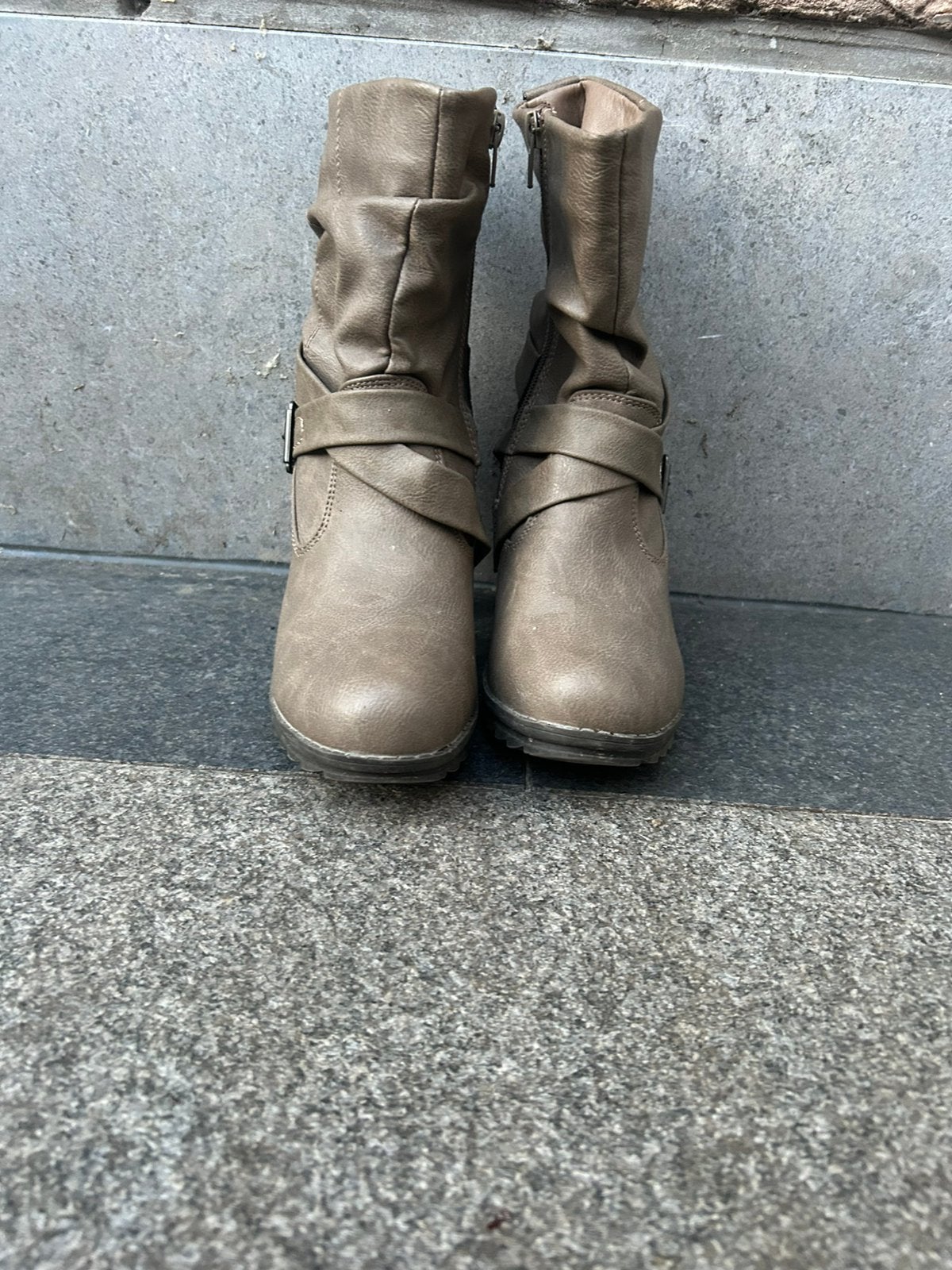 Bruine botten maat 39, Kleding | Dames, Schoenen, Ophalen, Bruin, Lage of Enkellaarzen, Gedragen