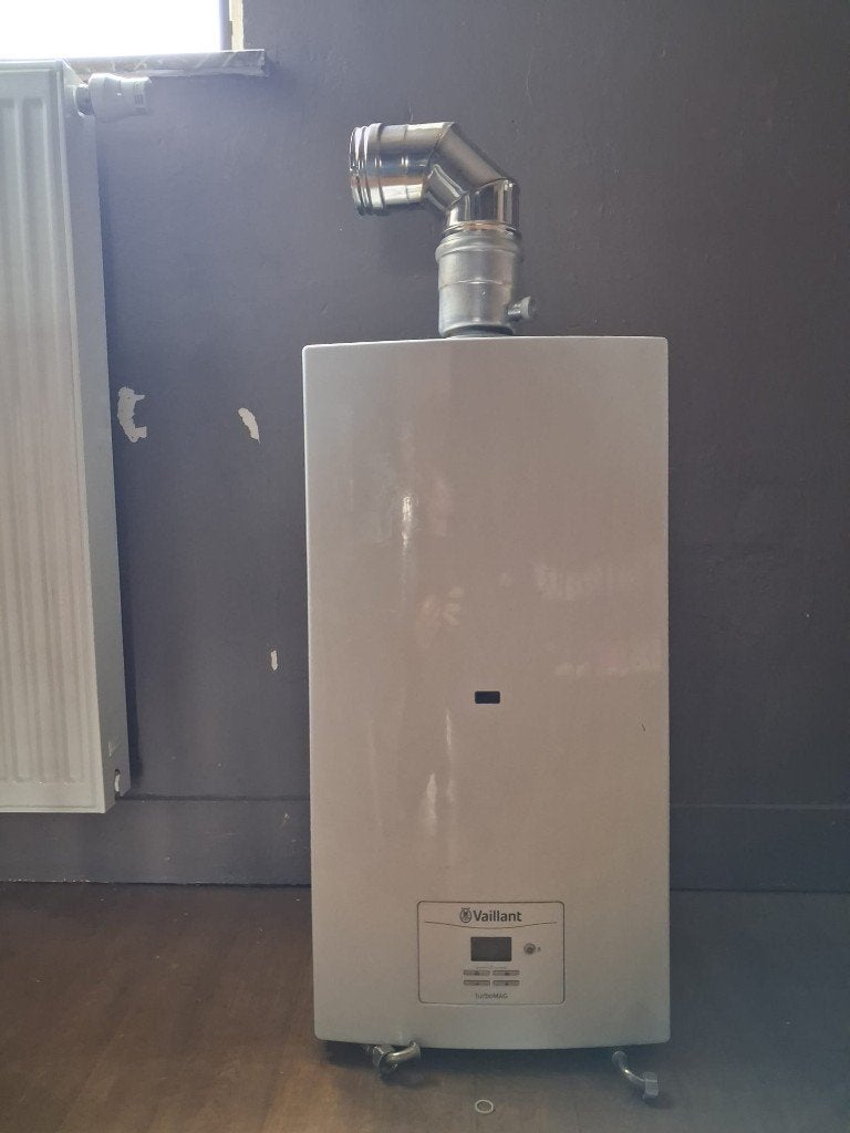 Chauffe-eau au gaz Vaillant turboMAG / Excellent état, Bricolage & Construction, Chauffe-eau, Moins de 3 ans, Comme neuf, Enlèvement