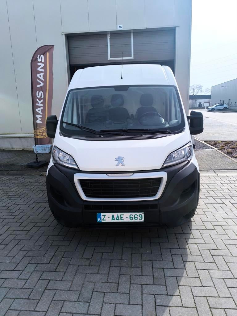 Peugeot Boxer bwj 12/2020 L2H2 130pk 9860€ netto, Entreprise, 3 places, Boîte manuelle, Noir