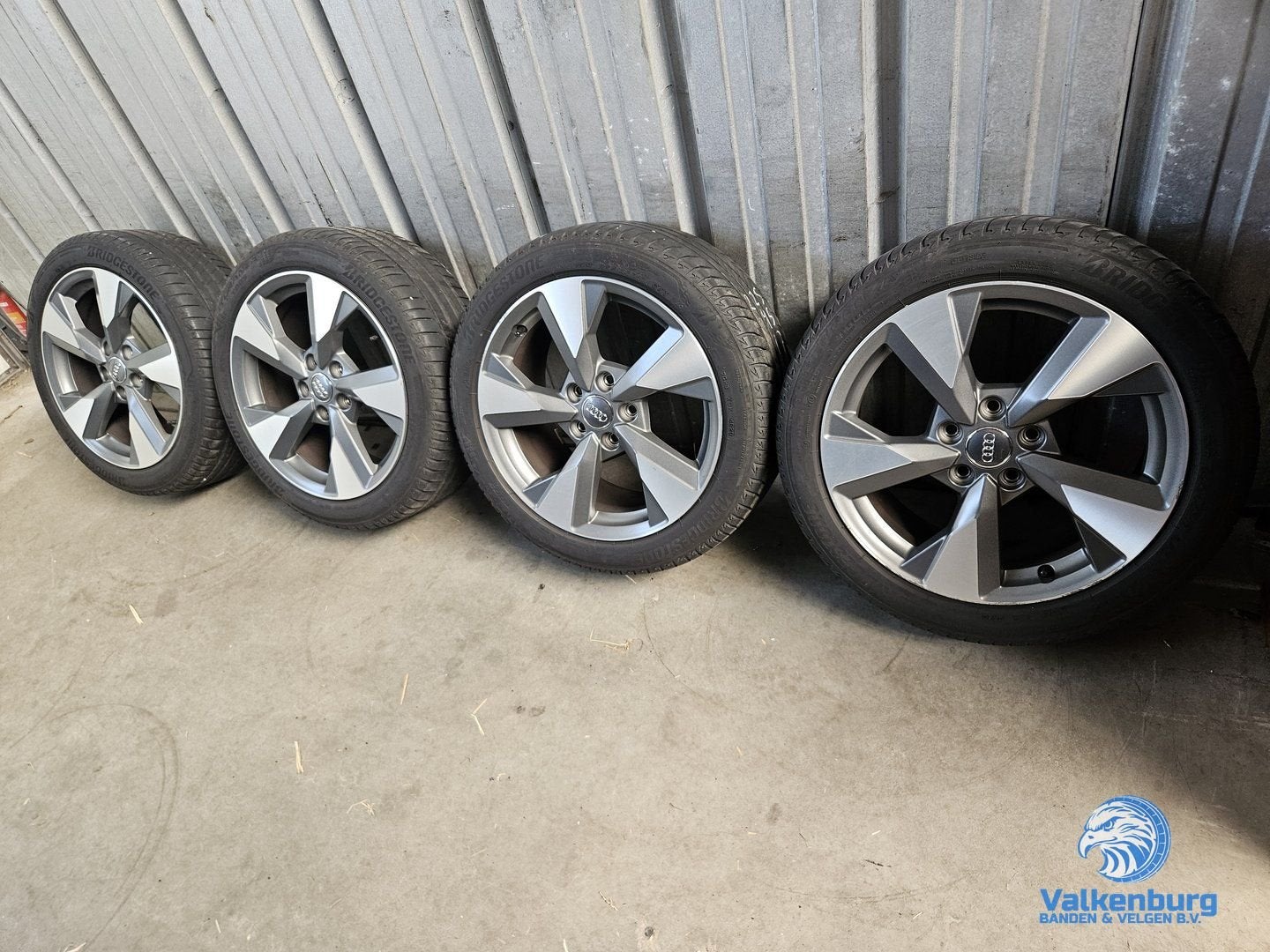 5-6mm! Originele Audi A3 S3 8V 17 inch velgen 5x112 zomerban, Pneus et Jantes, Véhicule de tourisme, Pneus été, -