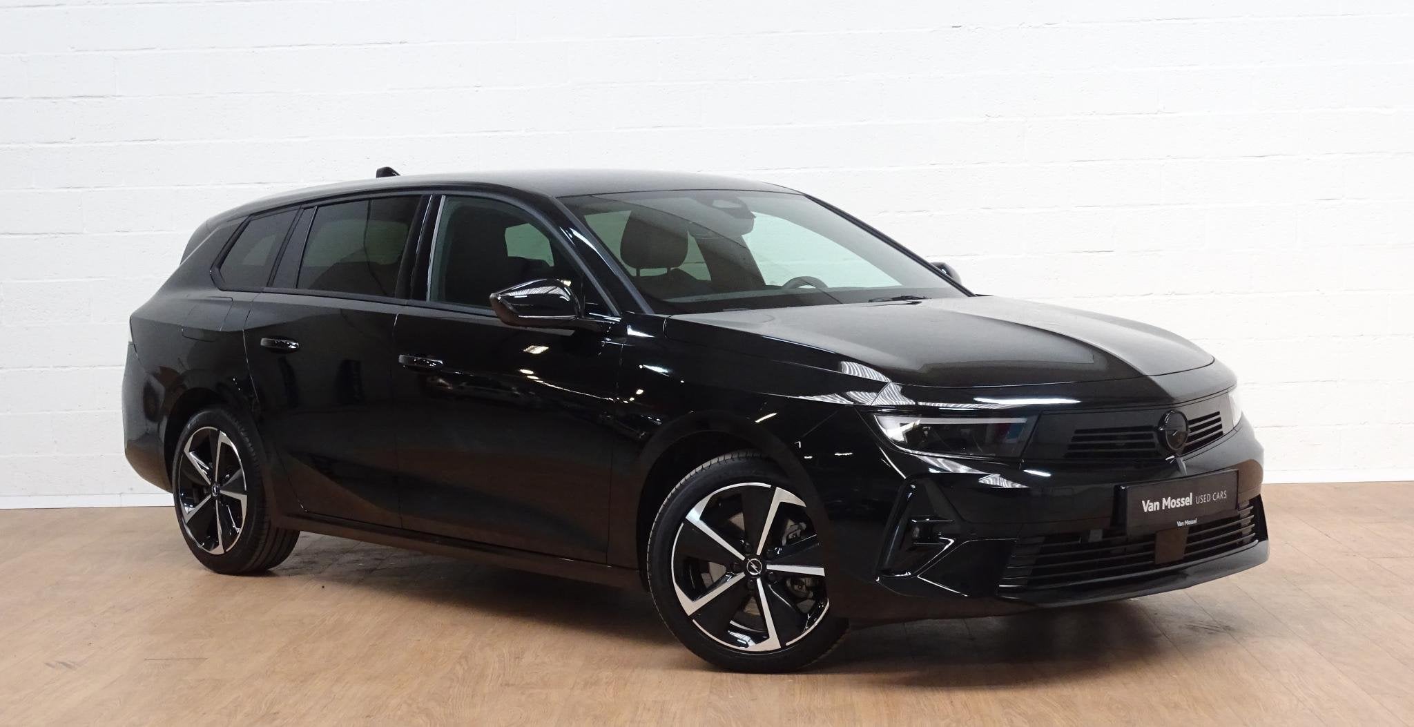 Opel Astra Sports Tourer 1.2 Turbo 96kW S/S GS Auto, Auto's, Opel, Stof, Gebruikt, 131 pk, 1200 cc