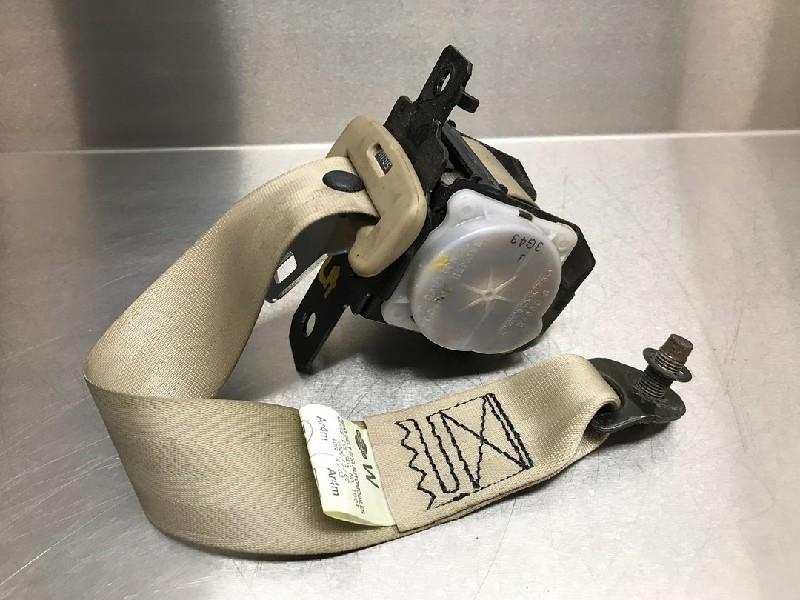 VEILIGHEIDSGORDEL LINKS ACHTER Nissan Maxima QX (CA33), Gebruikt, Nissan