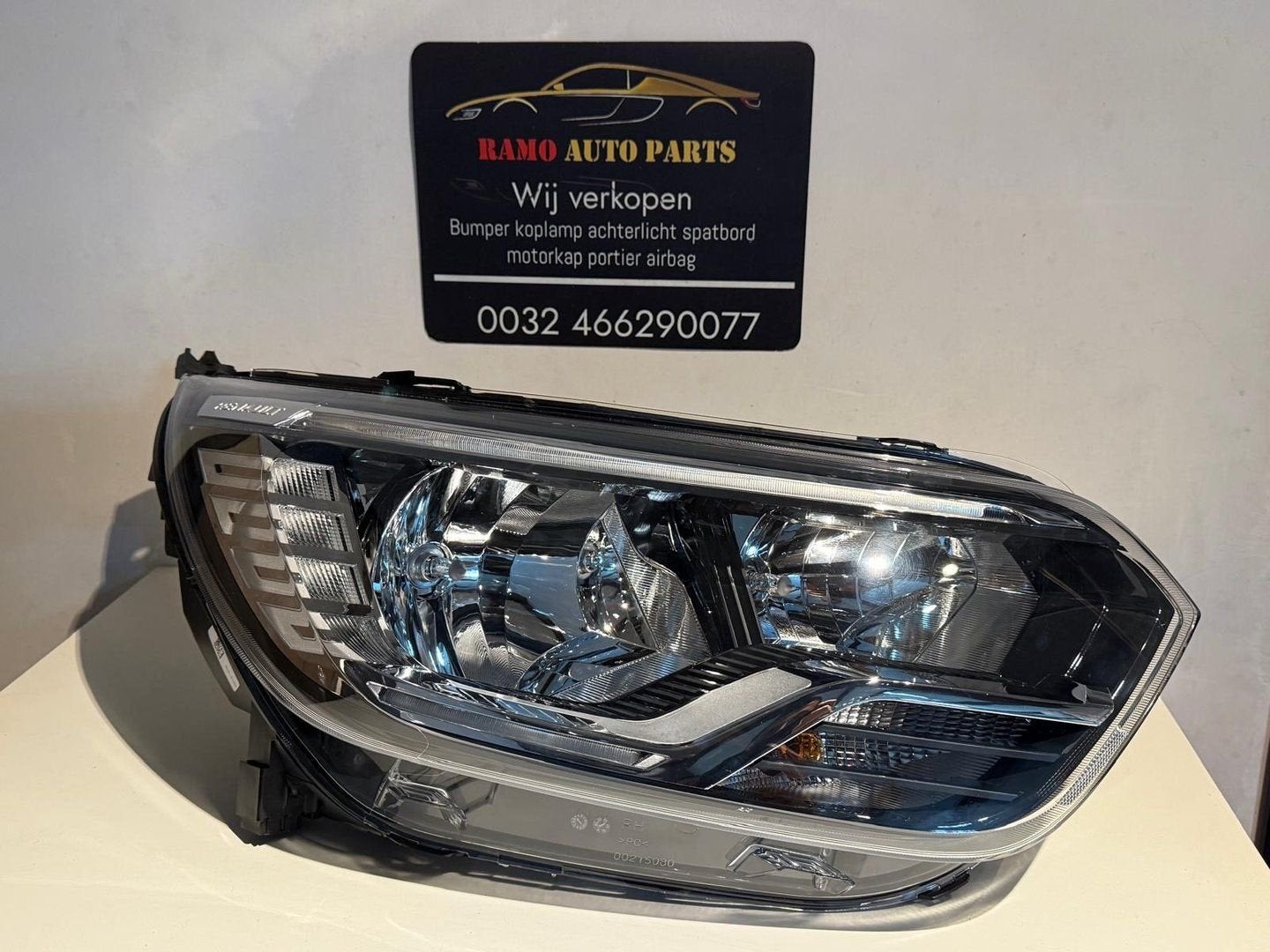 RENAULT EXPRESS KOPLAMP RECHTS ORIGINEEL 260105660R, Gebruikt, -, Renault, -