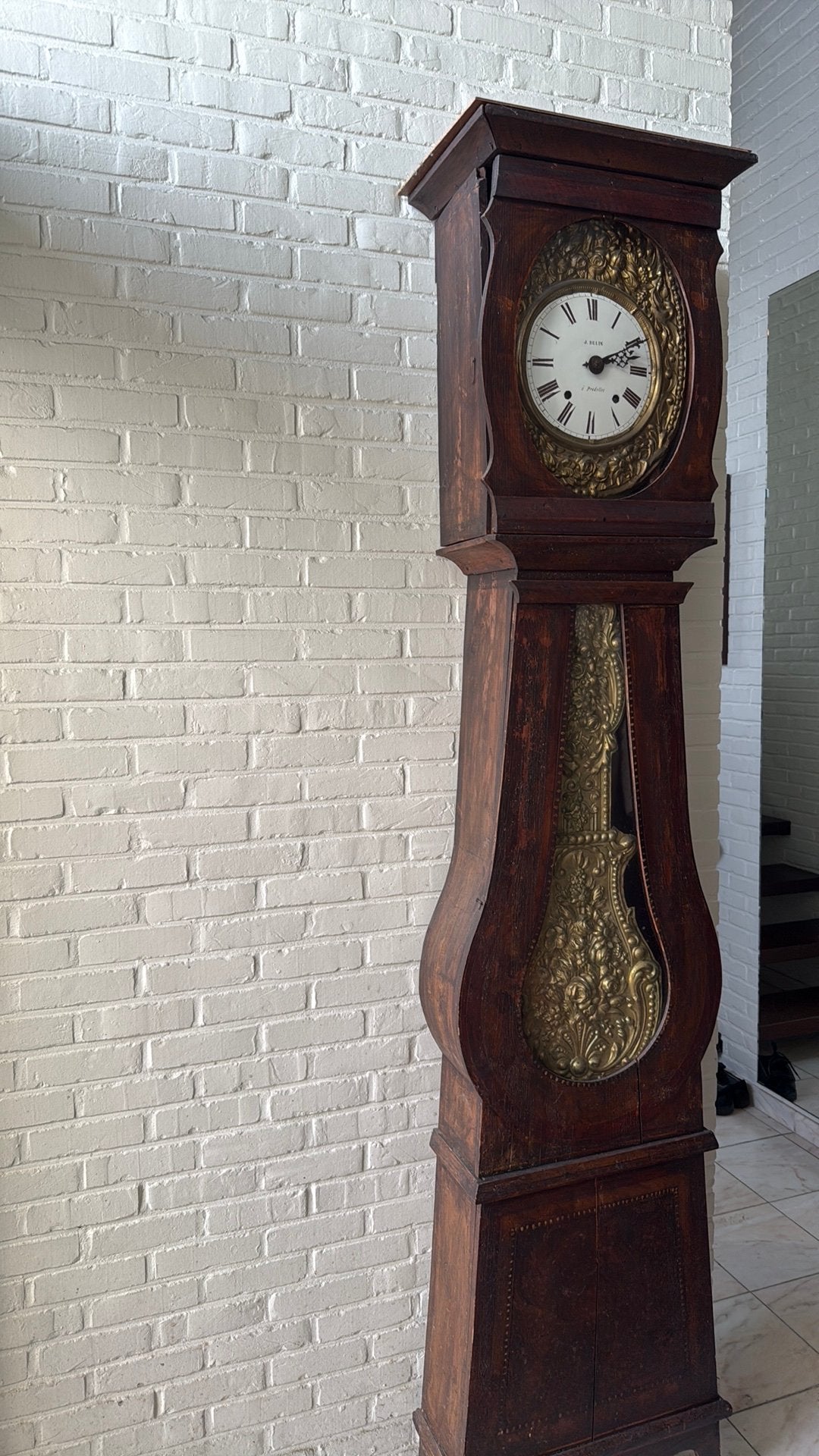 Klok voor decoratie, Ophalen