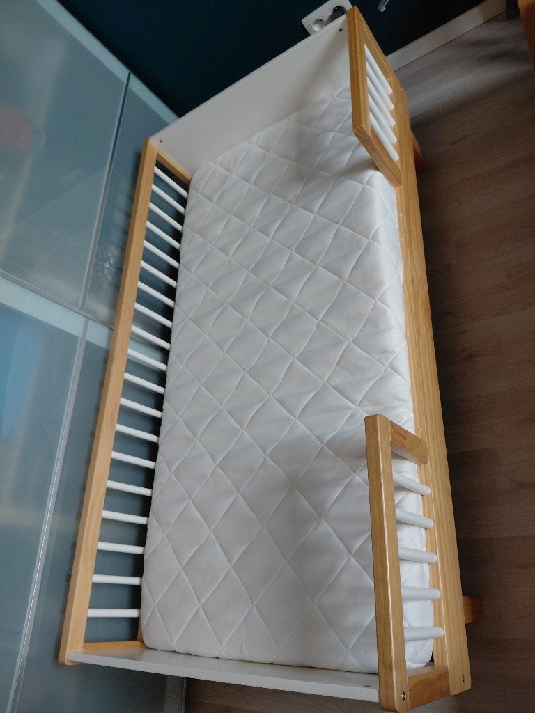 Peuterbed + matras 140x70cm Petite Amélie, Kinderen en Baby's, Gebruikt, 70 tot 85 cm, 140 tot 160 cm, Ophalen