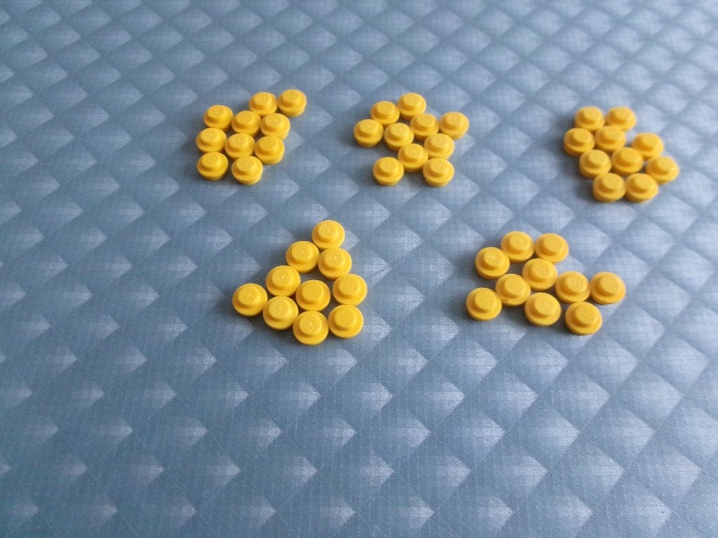 50 gele ronde Lego platen, Gebruikt, Lego, Ophalen of Verzenden, Losse stenen