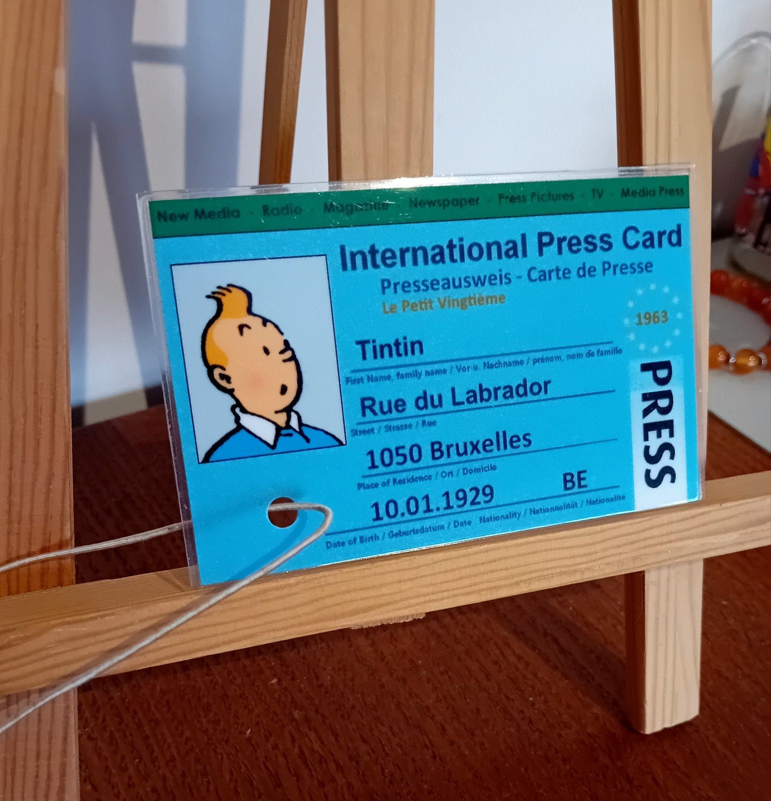 Perskaart van de verslaggever van Kuifje voor Le Petit Vingt, Verzamelen, Stripfiguren, Zo goed als nieuw, Plaatje, Poster of Sticker