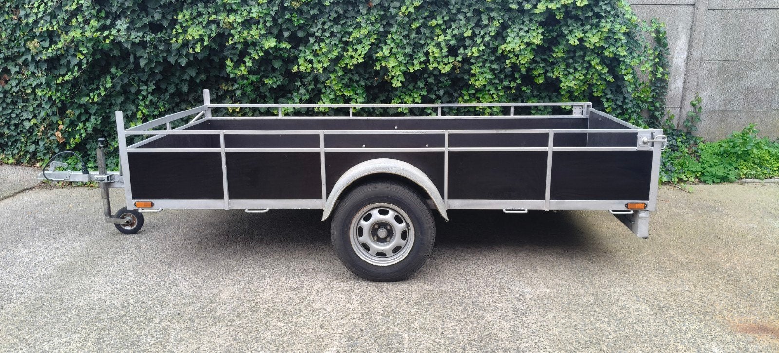 Aanhangwagen 3m, Ophalen, Zo goed als nieuw