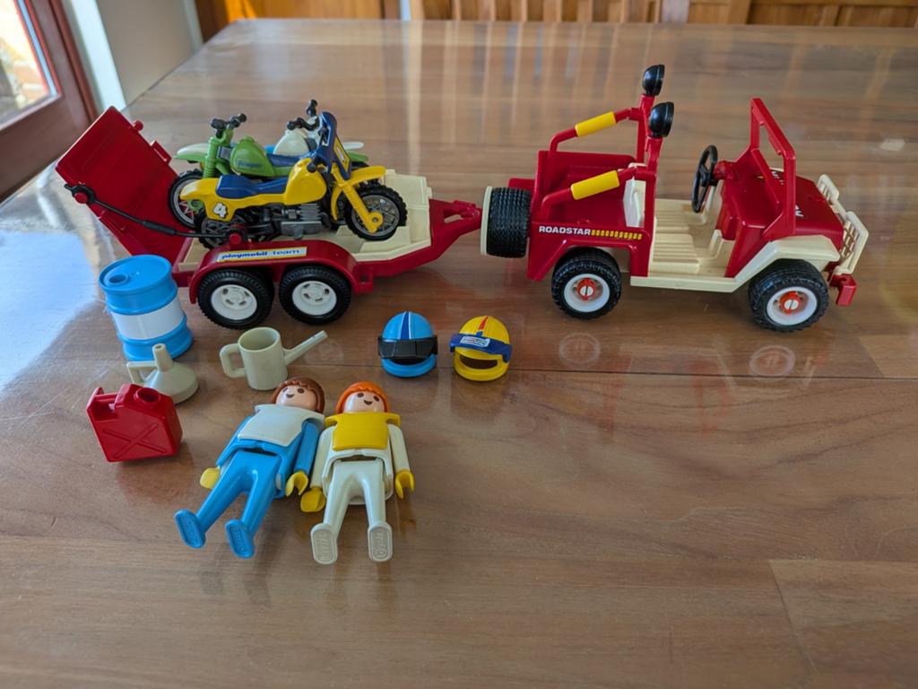 Playmobil jeep met aanhangwagen geen koeriersdiensten, Ophalen