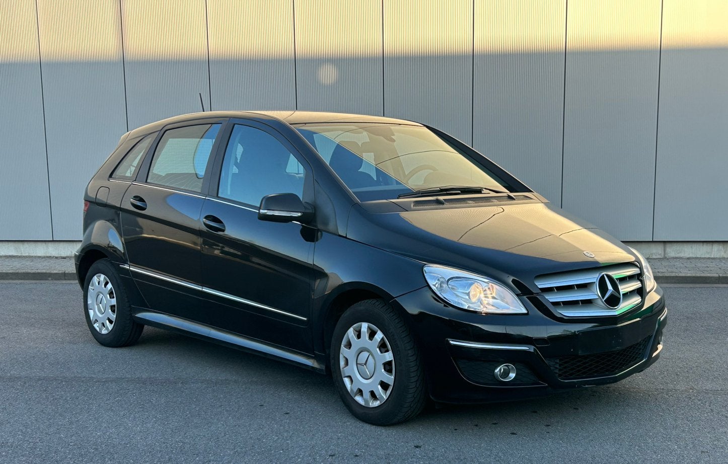 Mercedes-Benz B160 Klasse –KM 134.000 Benzine 1.4 Automaat, Automaat, Bedrijf, https://public.car-pass.be/verify/5947-0920-3086