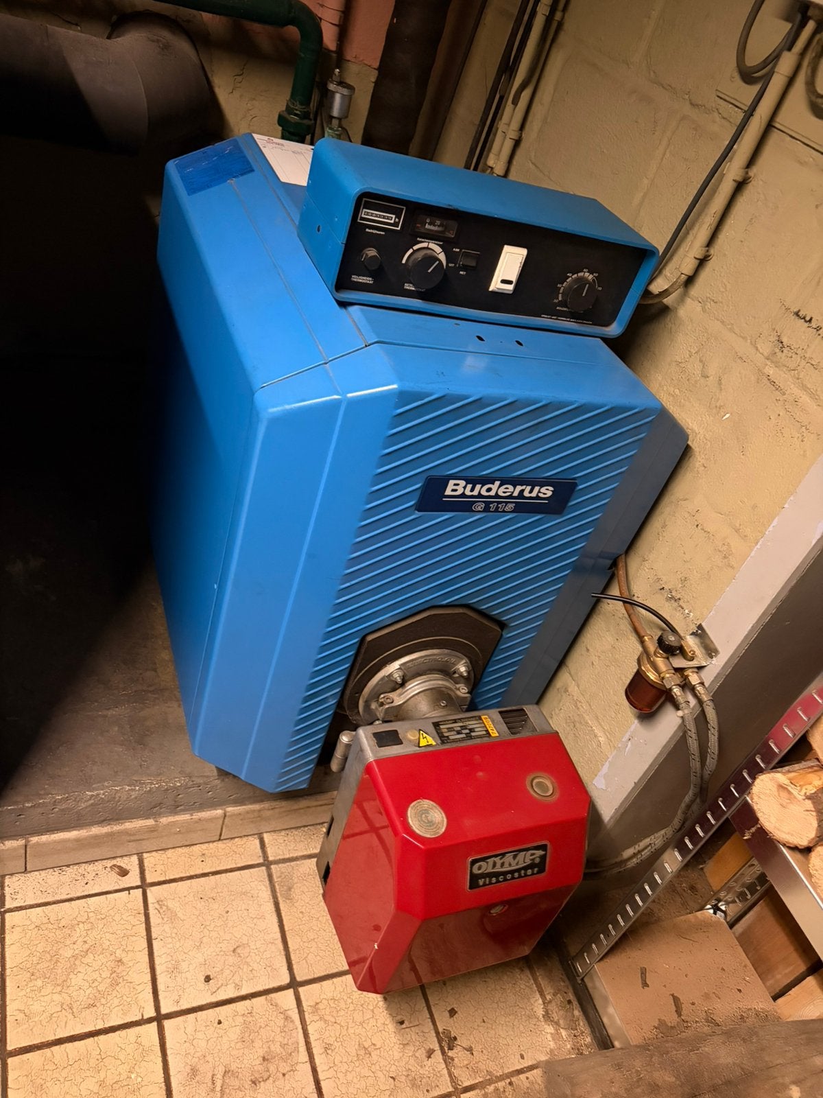 Mazoutketel Buderus met brander, Ophalen, Gebruikt, Cv-ketel of Combi-ketel