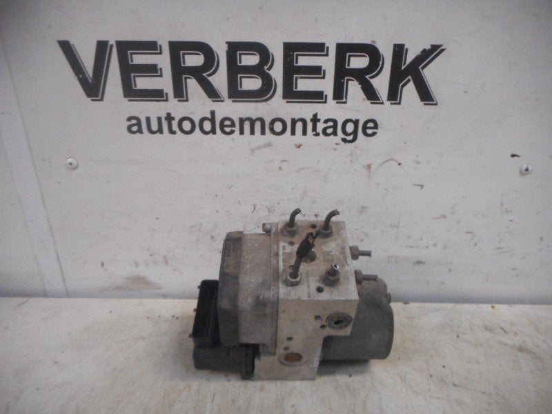 BLOC ABS (FREINS ANTI-BLOCAGE) Opel Zafira (F75) (24432510), Robert Bosch AG, Opel, Utilisé, Robert-Bosch-Allee 1
74232  Abstatt, DE