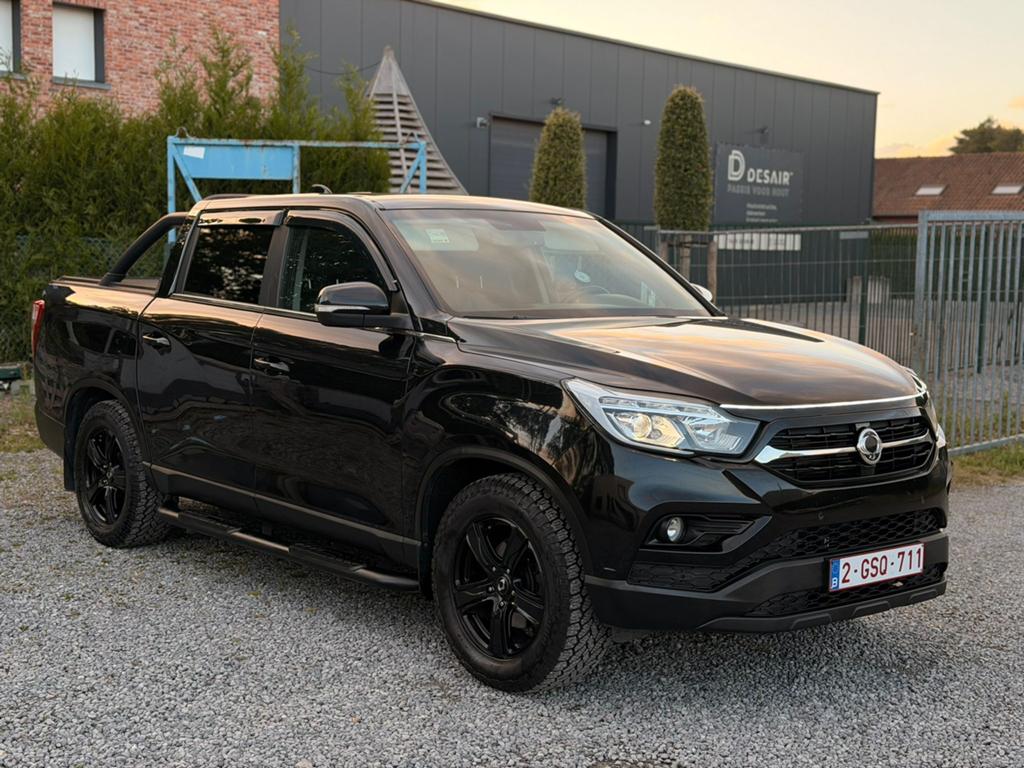 2020 180.000km 4 x 4 / LICHTEVRACHT / PICK UP, Auto's, Bestelwagens en Lichte vracht, Vierwielaandrijving, Particulier, 4x4, Te koop