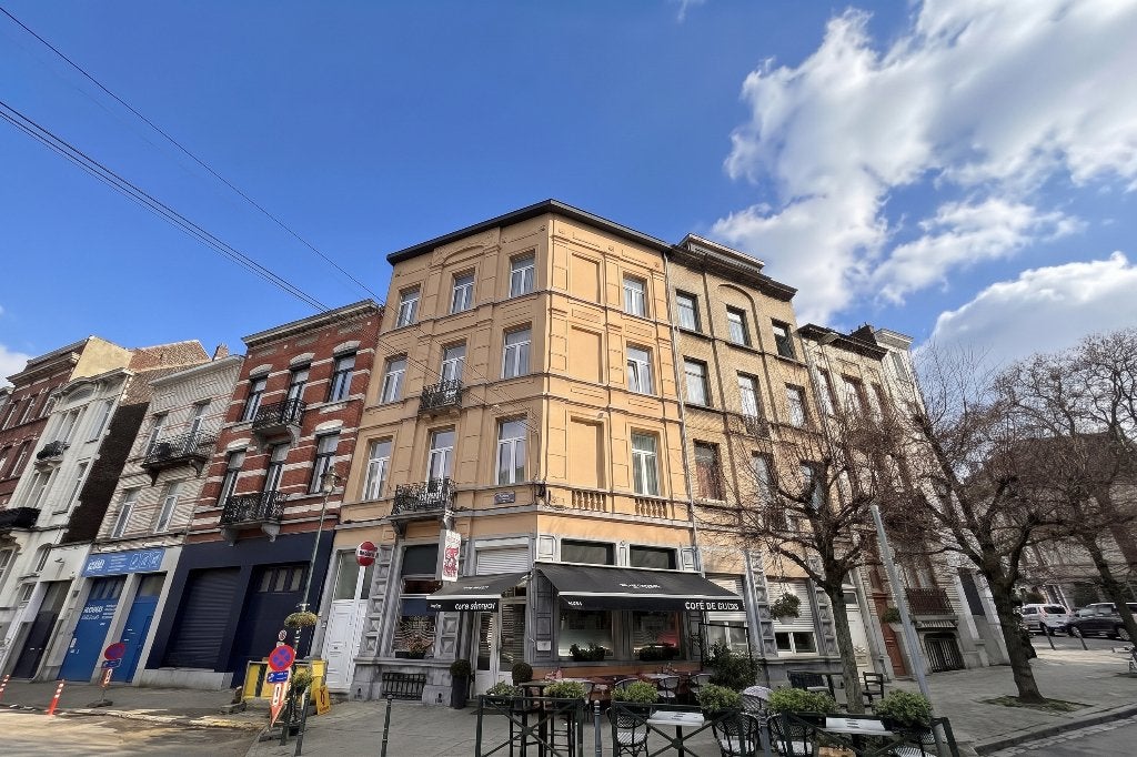 appartement à vendre Anderlecht, Immo, Tot 200 m², Brussel, 2 kamers, Appartement