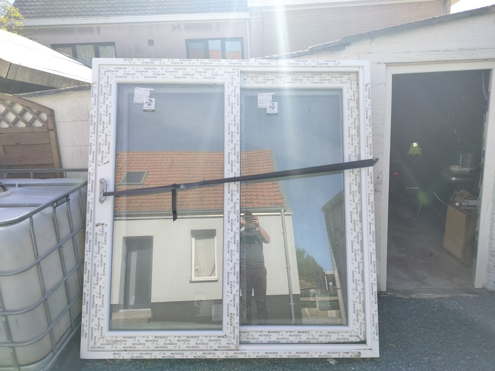 2 schuiframen + vliegenraam, Doe-het-zelf en Bouw, Ophalen, Overige materialen, Raamkozijn, Zo goed als nieuw