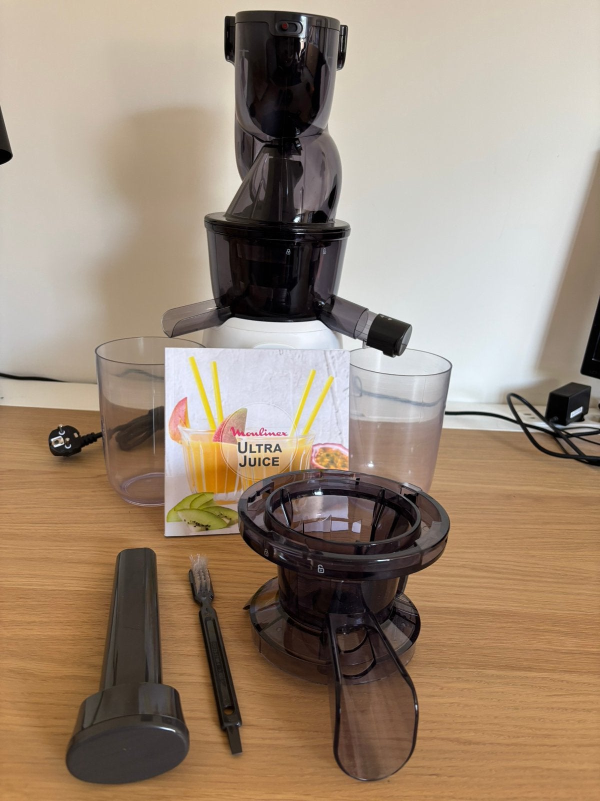 Moulinex Ultra Juice, Enlèvement, Comme neuf, Électrique, Presse-agrumes lent