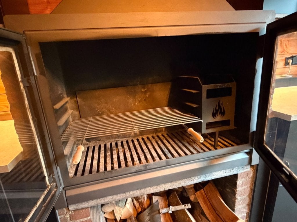 Braai africain, Enlèvement, Neuf, Avec accessoires