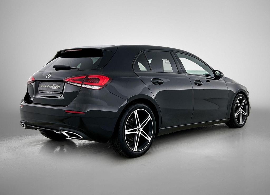 Mercedes-Benz A-Klasse 180 Hatchback Luxury Line Night Pack, https://public.car-pass.be/vhr/51ac76b6-d110-44a0-b3a7-b6ca6596d74f