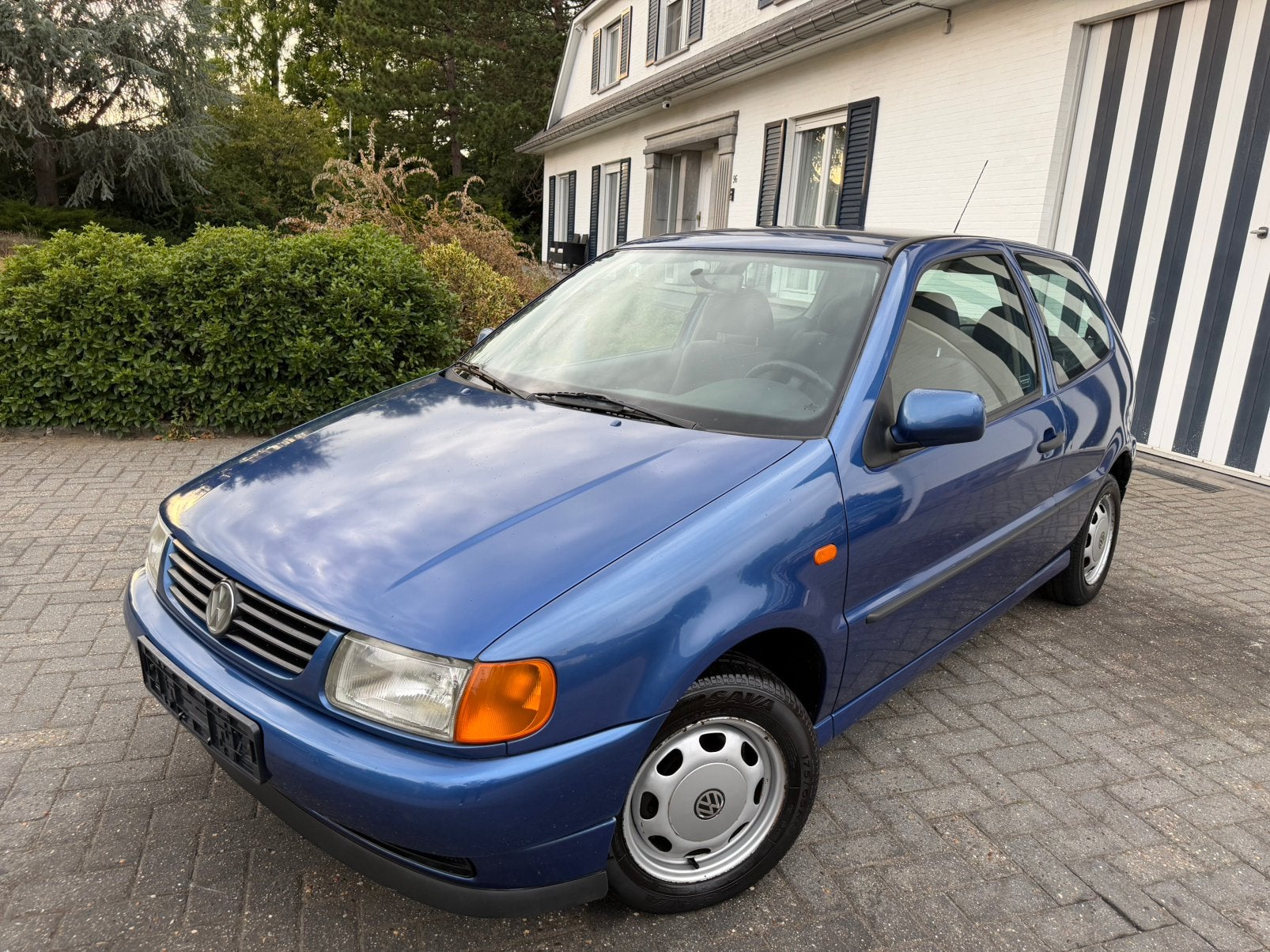 Volkswagen Polo-1.4Essence-Homologué à blanc-Excellent état!, Autos, Achat, Alarme, Entreprise, Noir