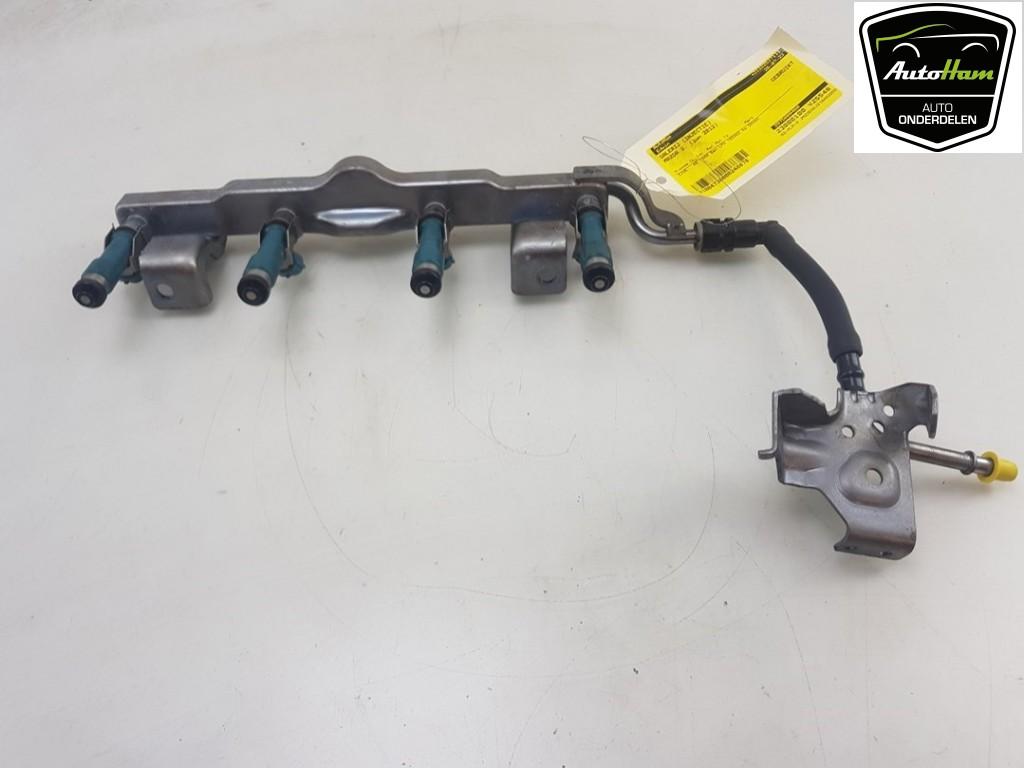RAMPE D'INJECTION Mazda 2 (DE) (|ZJ2013250|), Utilisé, Mazda