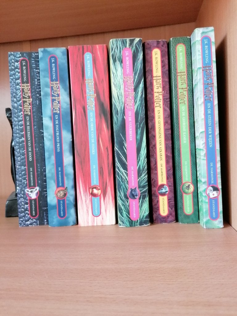 Harry Potter van Jk Rowling, Ophalen of Verzenden, Zo goed als nieuw, Divers auteurs