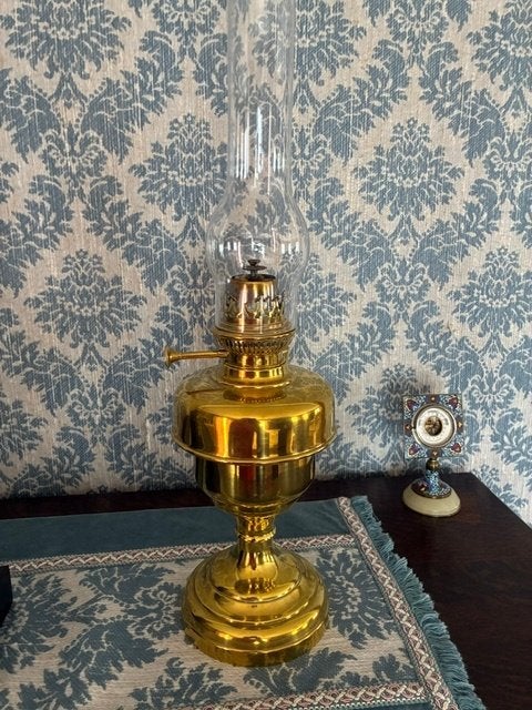 olielamp, Enlèvement
