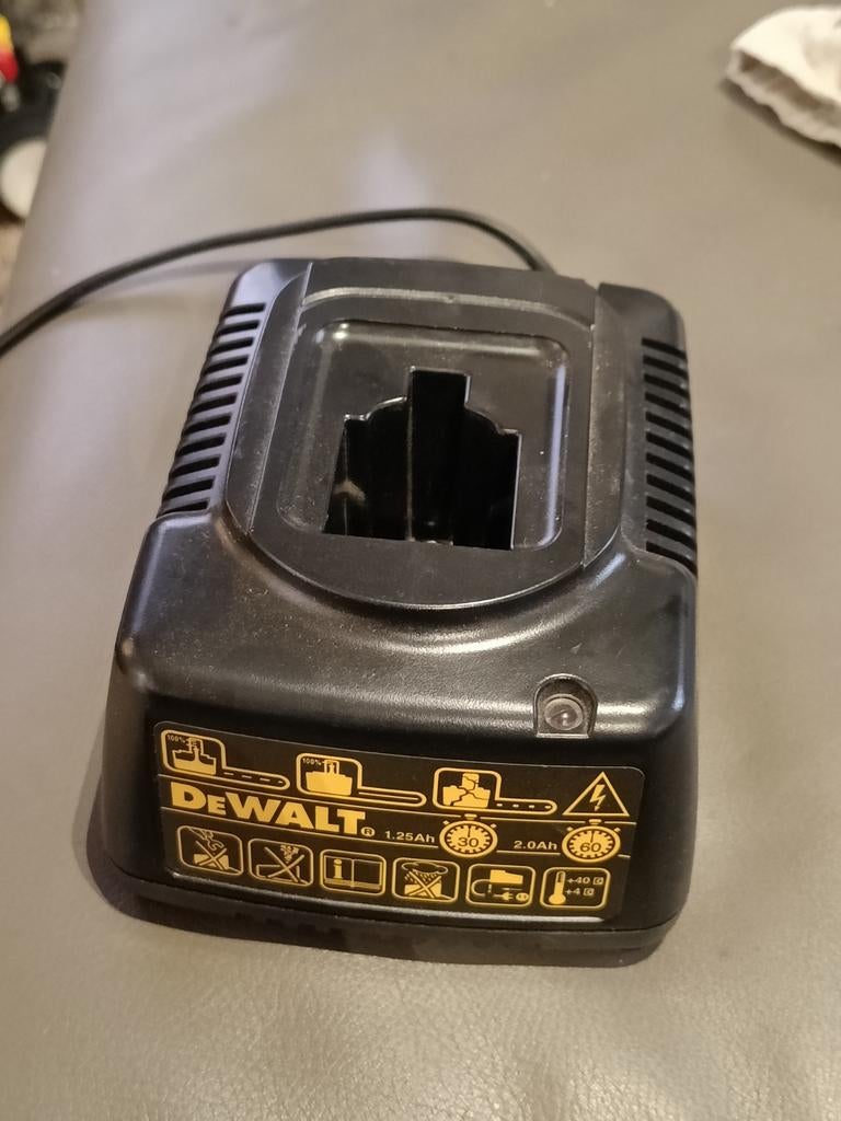 Dewalt oplader accu batterij, Ophalen of Verzenden, Gebruikt, Boormachine