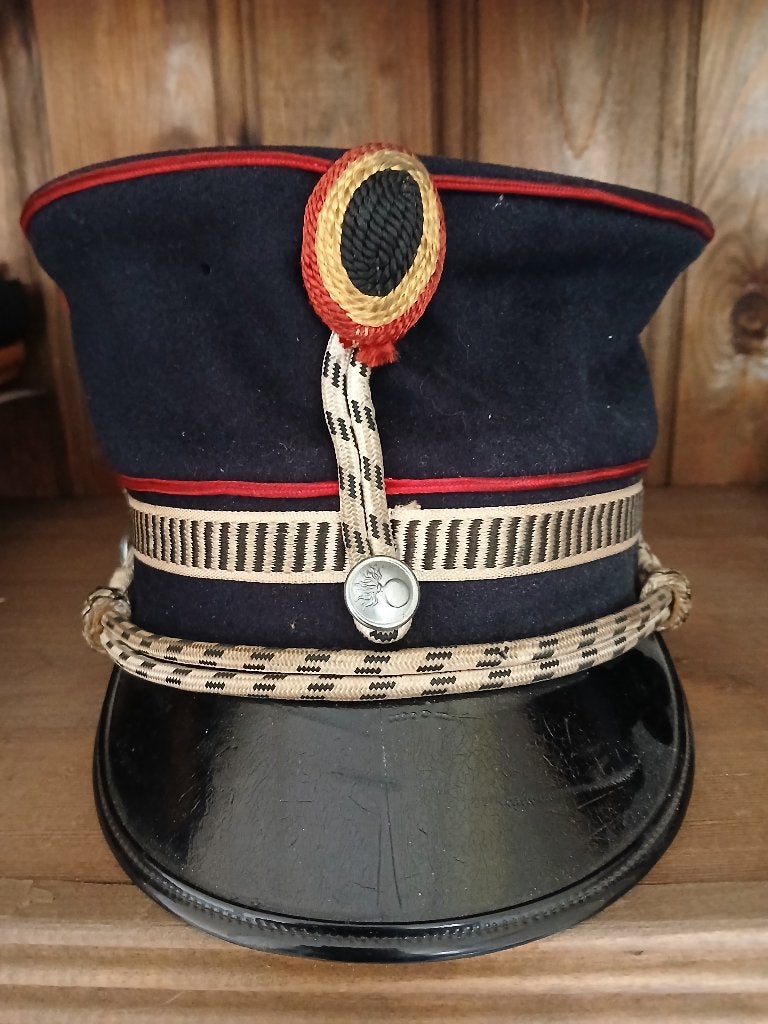 Képi modèle "pointus" gendarmerie belge, Collections, Objets militaires | Général, Enlèvement, Gendarmerie