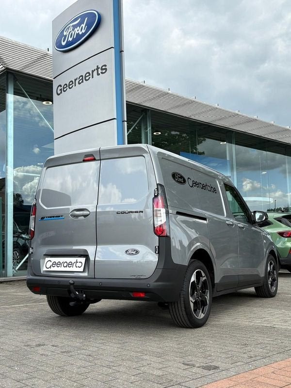 Ford Transit Courier, Auto's, Ford, Parkeersensor, Gebruikt, Zwart, 136 pk