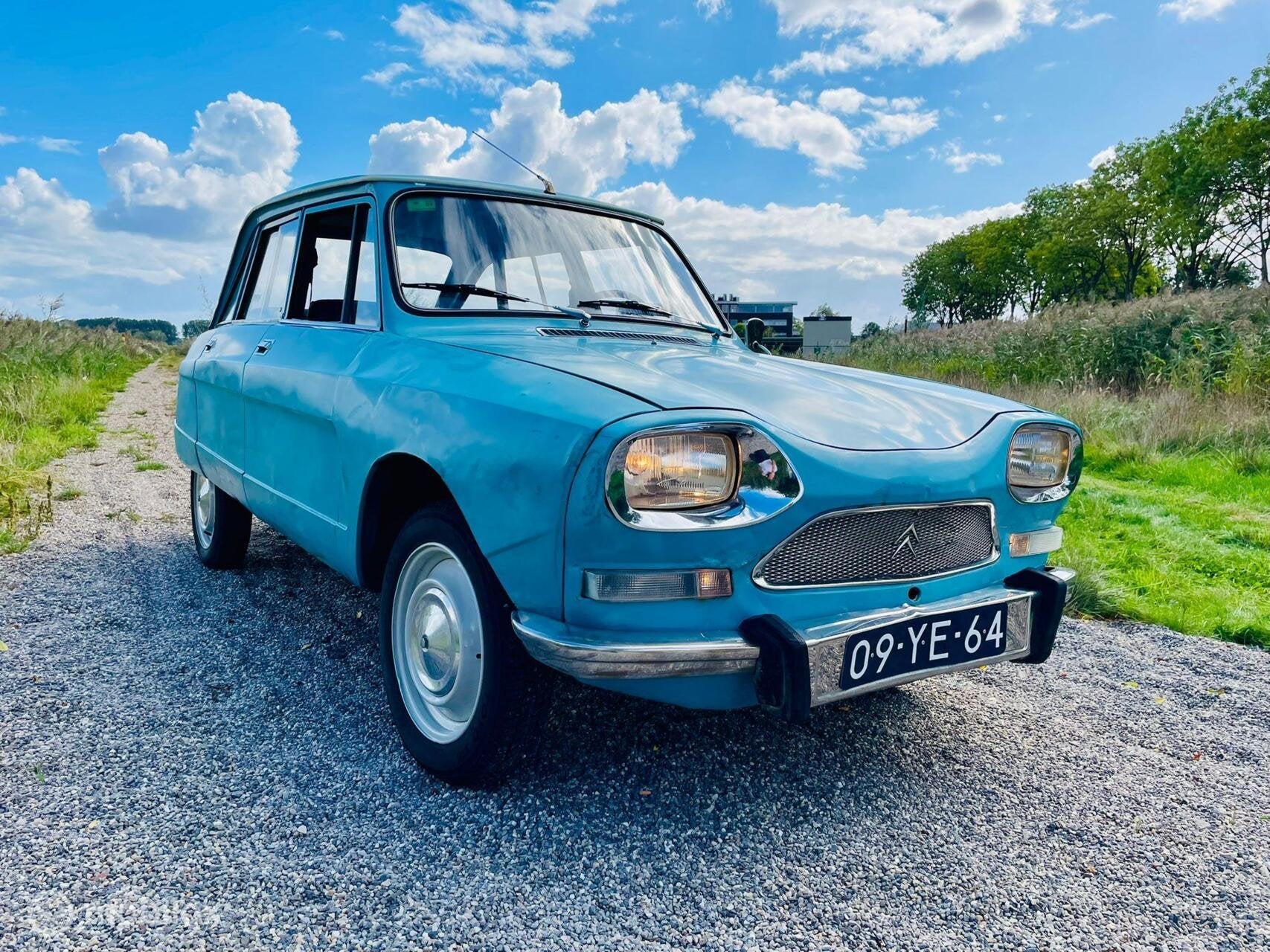 Citroën 8 Berline Bleu petrel 103.173 km 05-1975, foto 2
