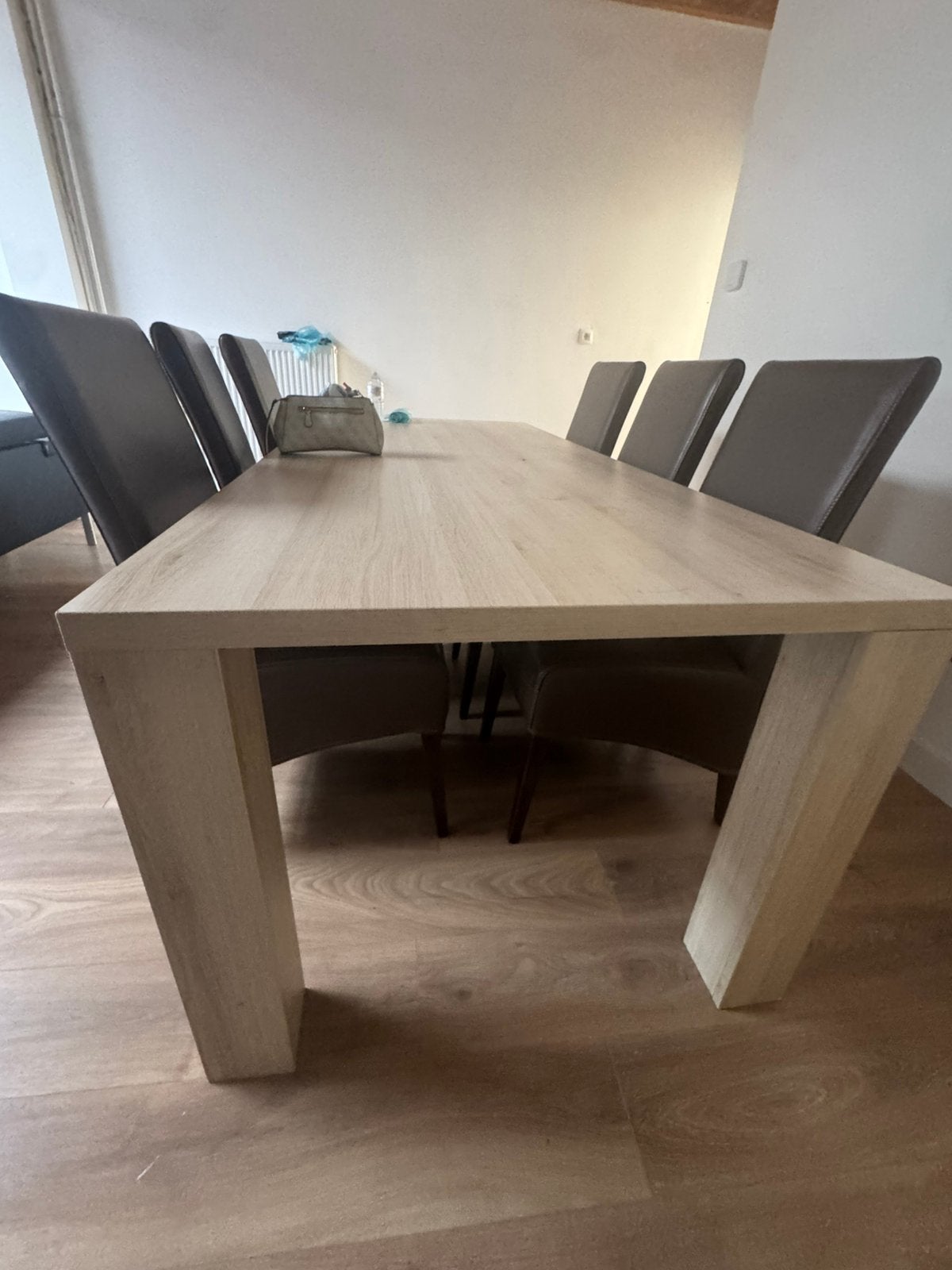 Salon/table à manger en parfait état avec 6 chaises, Maison & Meubles, Enlèvement