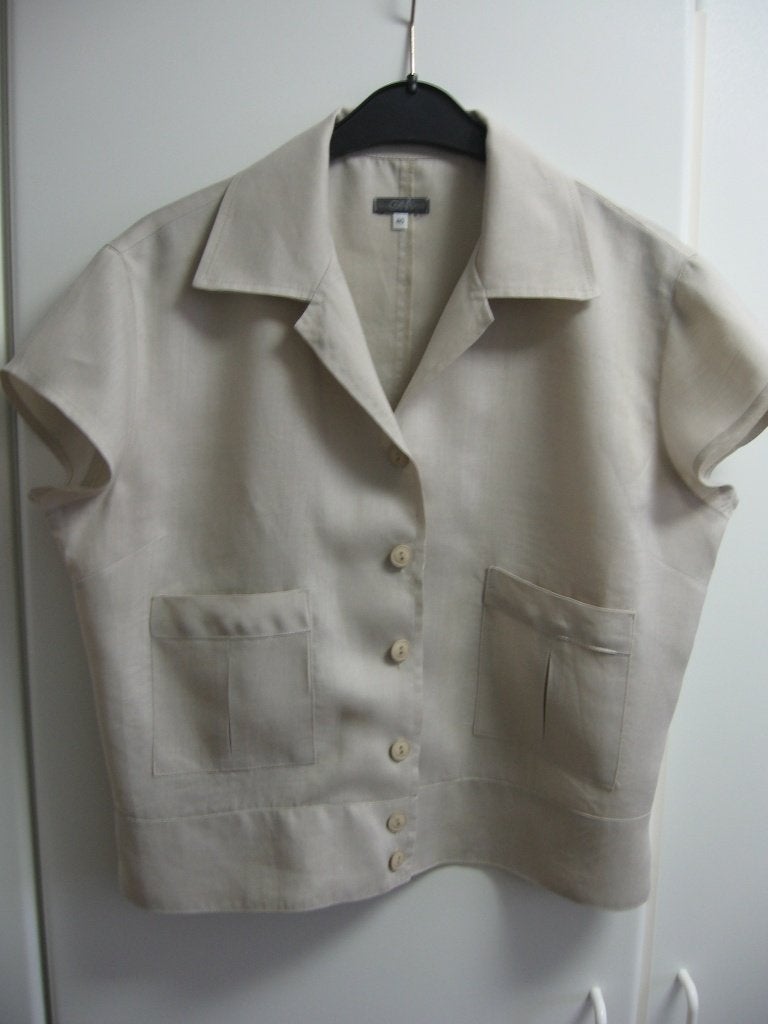 Beige linnen bloesje van Guy Marrand, 40. NIEUW, Ophalen of Verzenden, Nieuw, Beige
