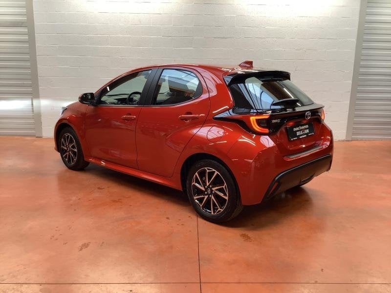 Toyota Yaris 1.5 Iconic+HighTech Pack Toyota Yaris Iconic 1., Rouge, Achat, Euro 6, https://public.car-pass.be/vhr/1cc957f5-8426-4f4e-bcb0-8c2ff7e5a07c