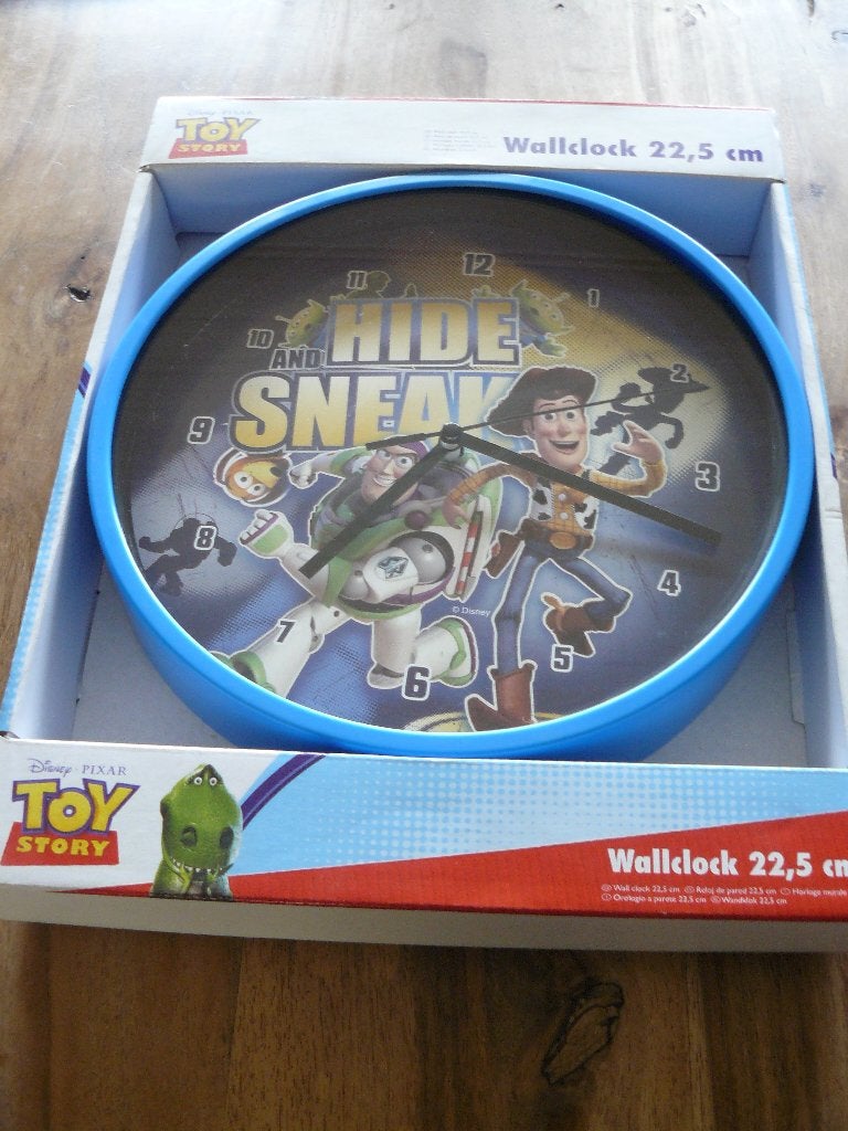 TOY STORY...WALL CLOCK ...Hide and Sneak ..Disney Vintage !, Ophalen of Verzenden, Nieuw, Klok