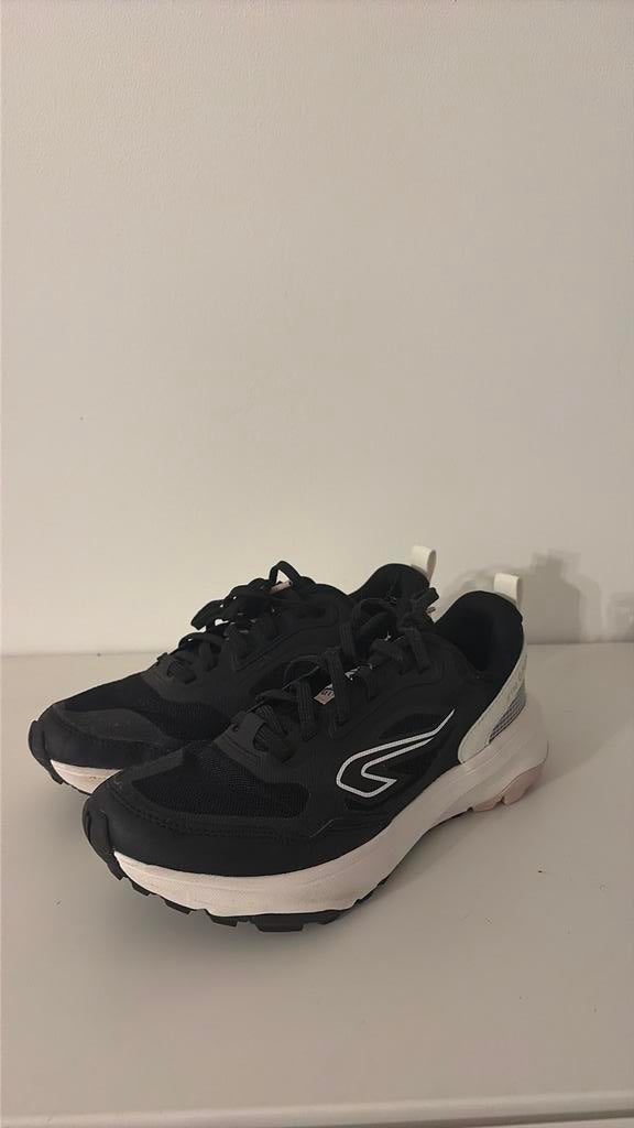 Kipsta JF190. Grip, Vêtements | Hommes, Chaussures, Comme neuf, Enlèvement, Chaussures de sport, Noir