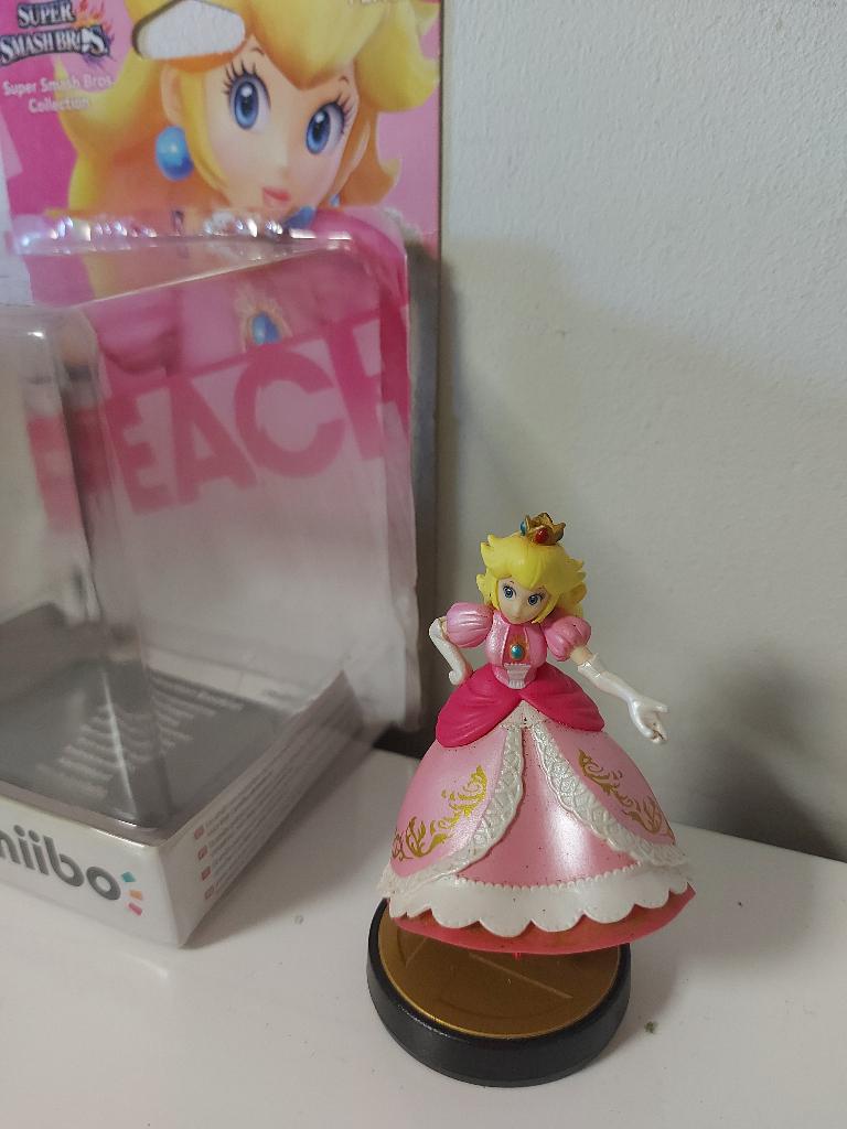 Amiibo Princess Peach, Enlèvement ou Envoi, Comme neuf, Fantasy
