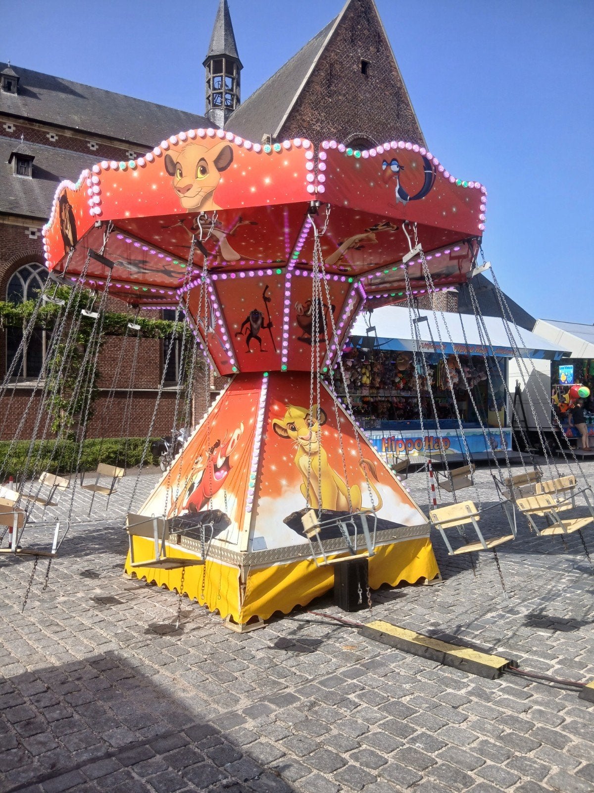 Attractie te huur zweefmolen kermis braderie dorpsfeest, Ophalen
