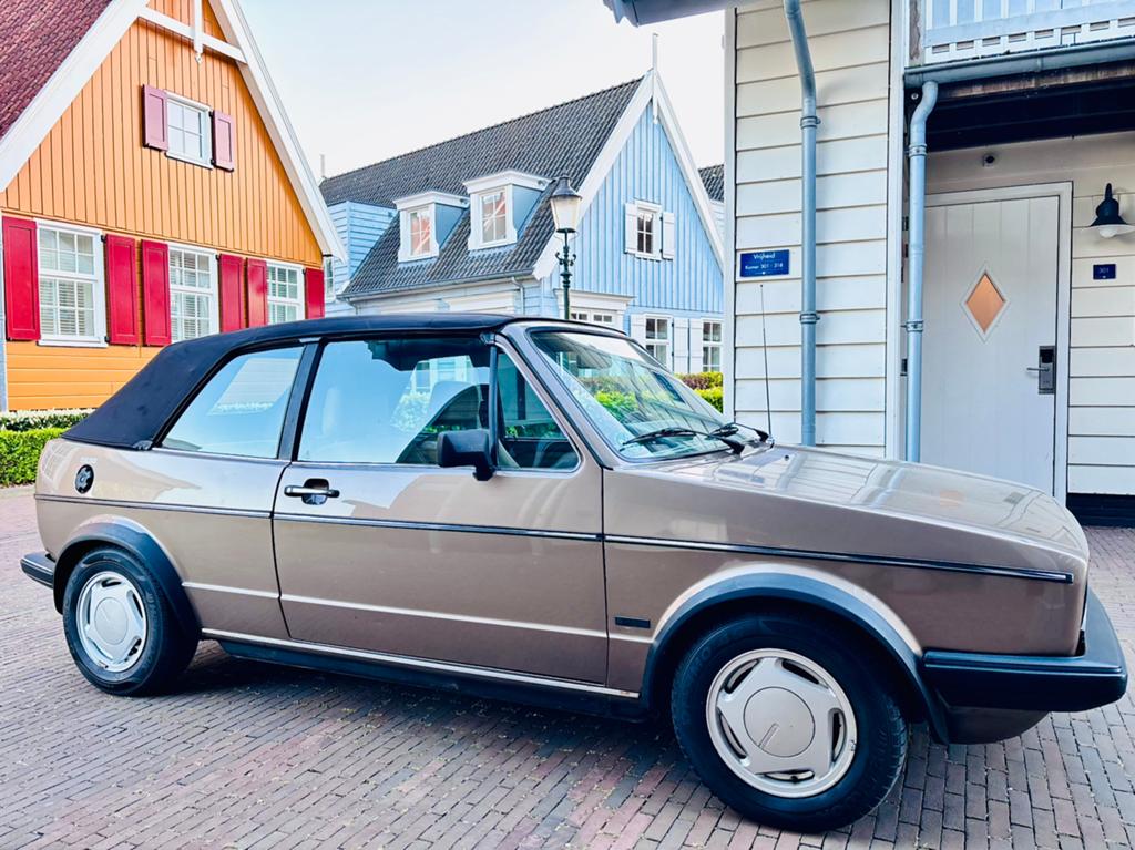 Prachtige Volkswagen Golf 1 Cabriolet ‘86 Showroom conditie, Autos, Achat, Cabriolet, Boîte manuelle, Tissu