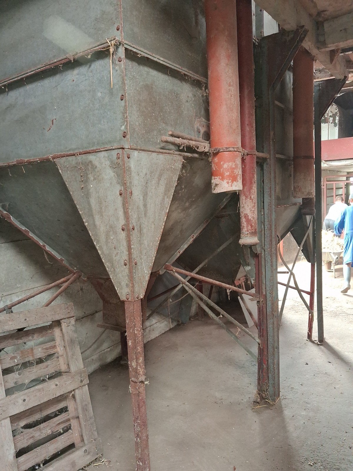 Silo vanpeteghem 1x 3000kg en 2x 2000kg gegalvaniseerd, Ophalen, Overige typen