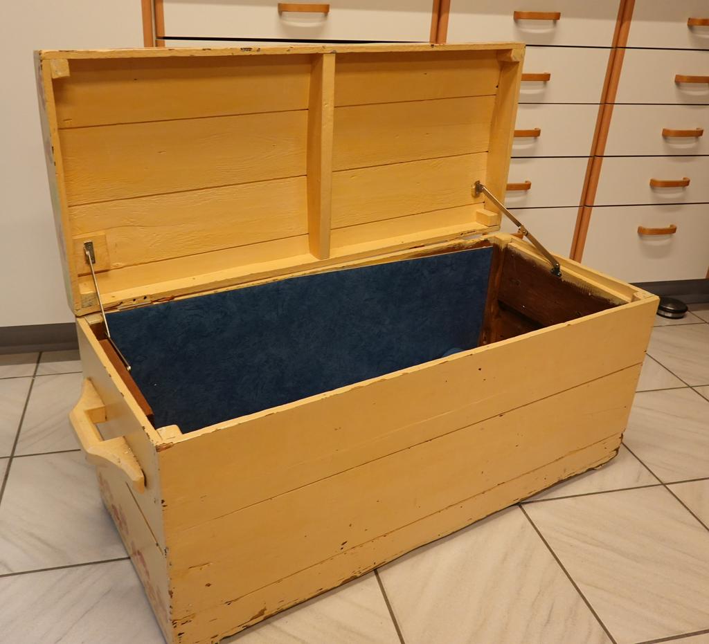 Antieke dekenkist / speelgoed koffer, Huis en Inrichting, Ophalen, Minder dan 50 cm, Gebruikt, 50 tot 100 cm