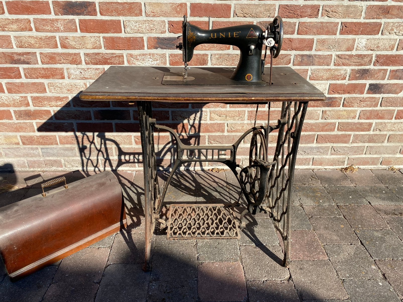 Vintage naaimachine, Antiek en Kunst, Ophalen