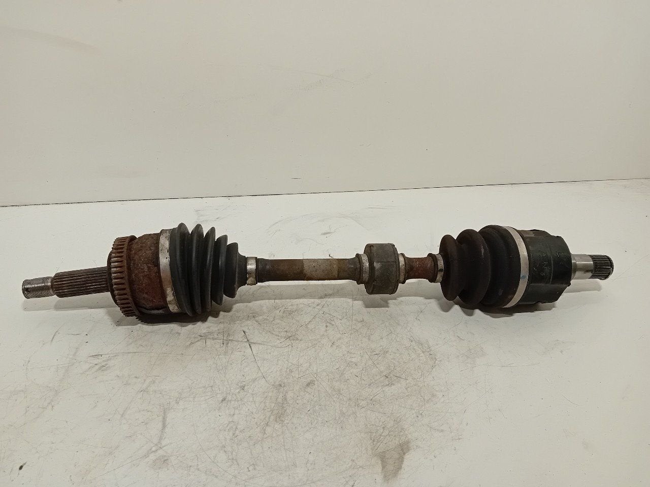 Aandrijfas links voor Kia Magentis, Onderdelen@venauto.nl, Van der Ven Autorecycling B.V., Kia, Ettenseweg 76, 4706 PB Roosendaal, The Netherlands